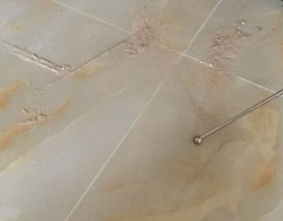 三河瓷砖空鼓维修公司分享粘合剂选择不当在瓷砖铺贴过程中可能导致以下问题